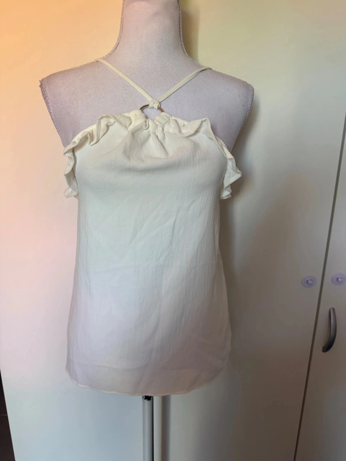 Nafnaf ruffled detail and refined neckline white top Size 36 – photo 2